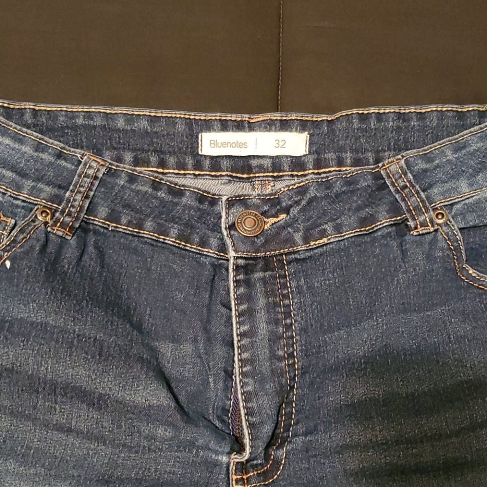 Bluenotes Shorts - Picture 3 of 3